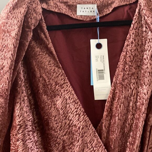 TANYA TAYLOR Laureen Velvet Wrap Dress NWT Retail 595.00 Size 6 - Picture 7 of 7